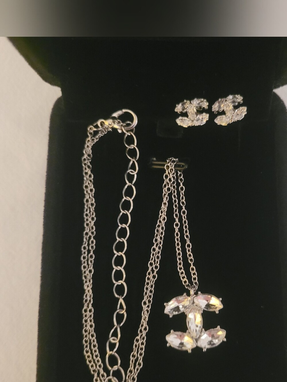 Luxury Jewelry - Picture 4 of 8